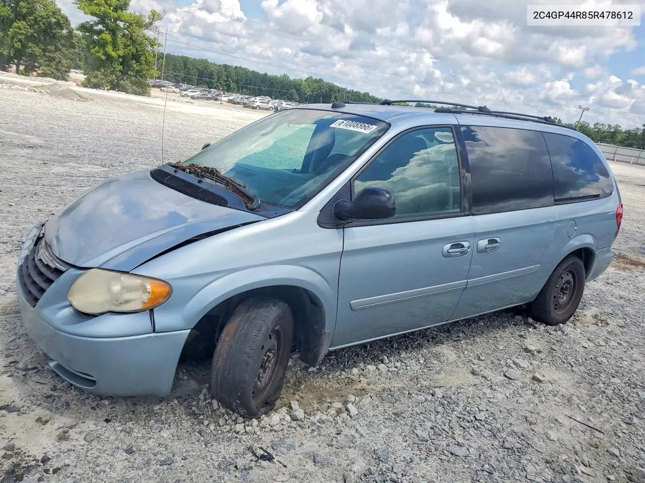 2005 Chrysler Town & Country Lx VIN: 2C4GP44R85R478612 Lot: 61008866