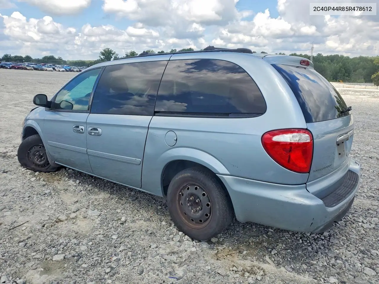 2005 Chrysler Town & Country Lx VIN: 2C4GP44R85R478612 Lot: 61008866