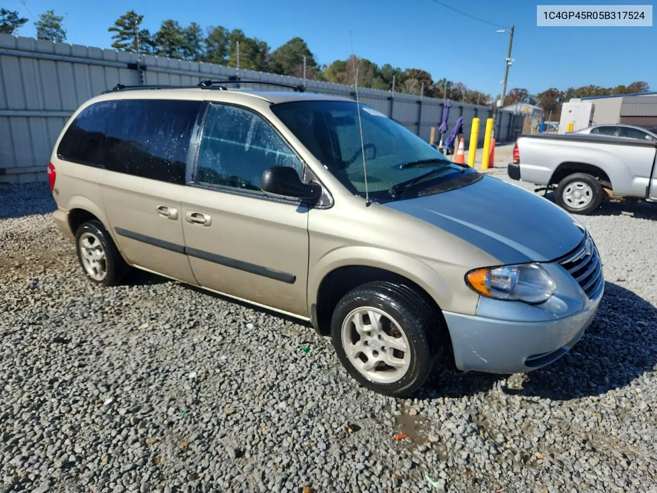 1C4GP45R05B317524 2005 Chrysler Town & Country