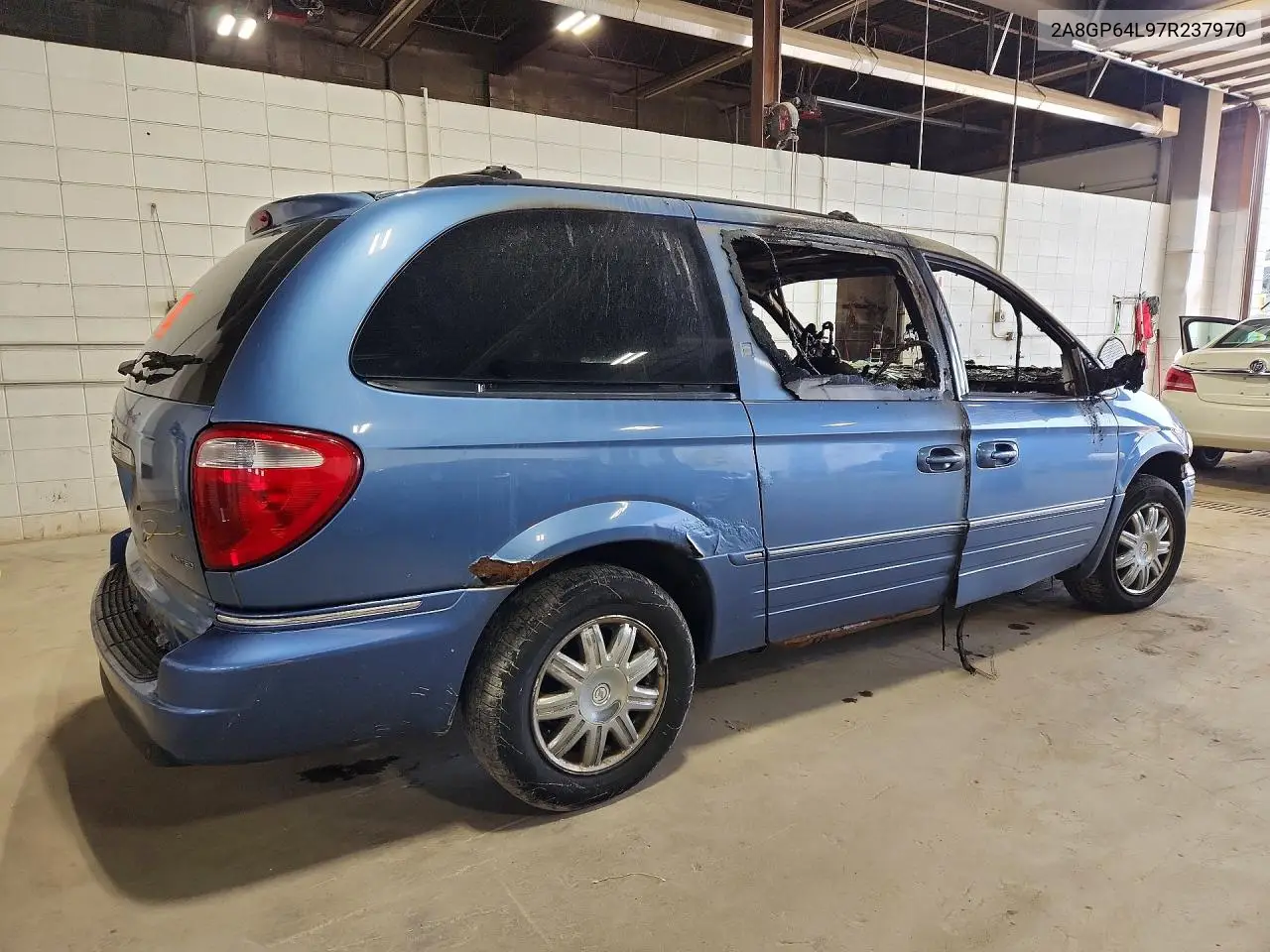 2007 Chrysler Town & Country Limited VIN: 2A8GP64L97R237970 Lot: 60448936