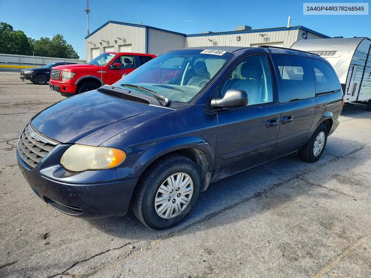 2007 Chrysler Town & Country Lx VIN: 2A4GP44R37R268545 Lot: 61051856