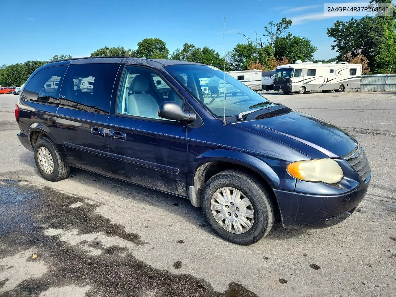 2007 Chrysler Town & Country Lx VIN: 2A4GP44R37R268545 Lot: 61051856