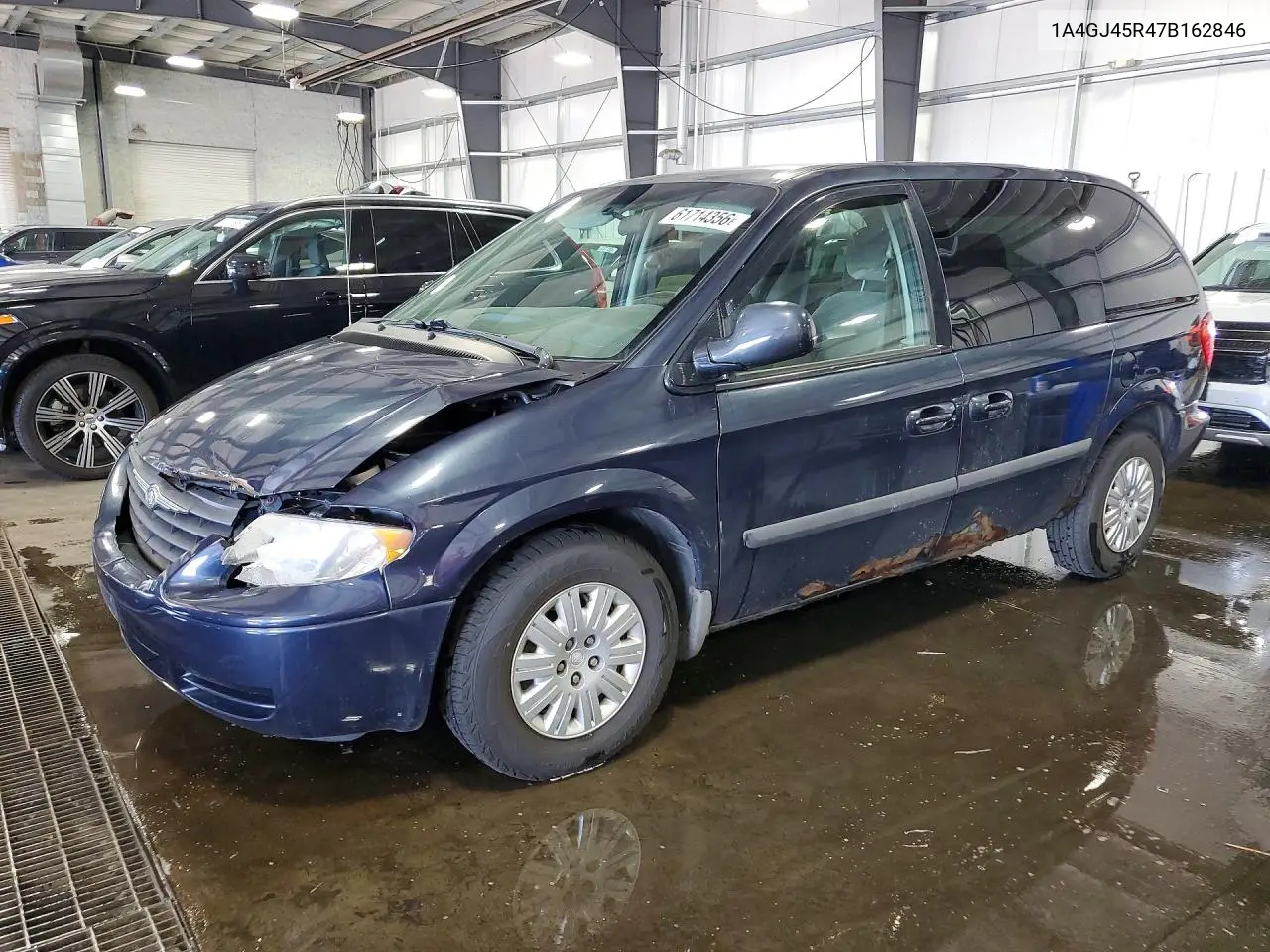 2007 Chrysler Town & Country Lx VIN: 1A4GJ45R47B162846 Lot: 61714356