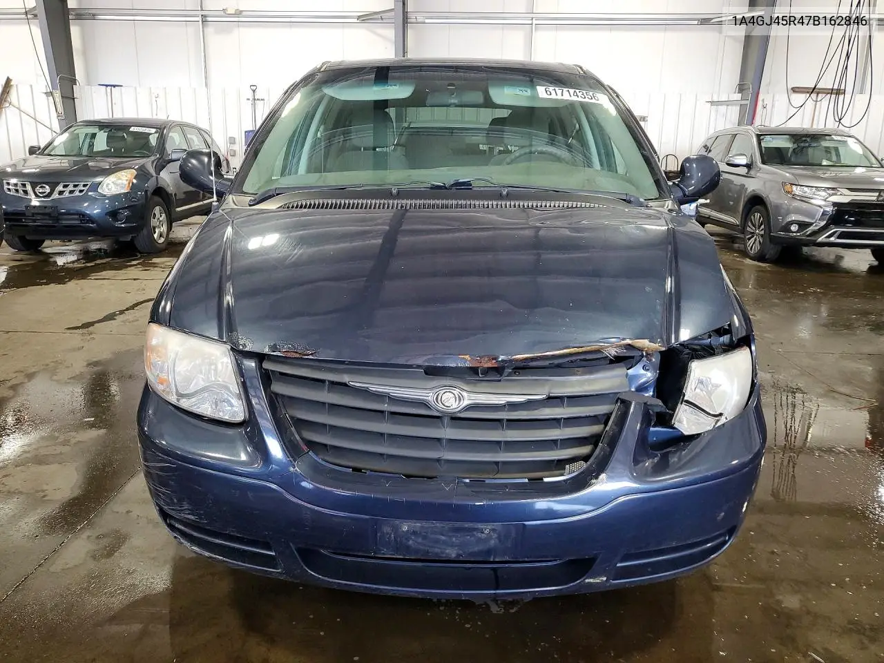 2007 Chrysler Town & Country Lx VIN: 1A4GJ45R47B162846 Lot: 61714356