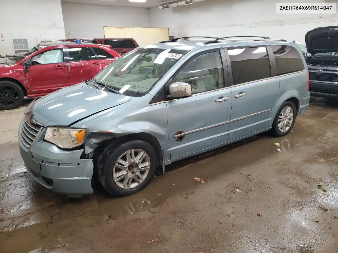 2A8HR64X69R614047 2009 Chrysler Town & Country Limited