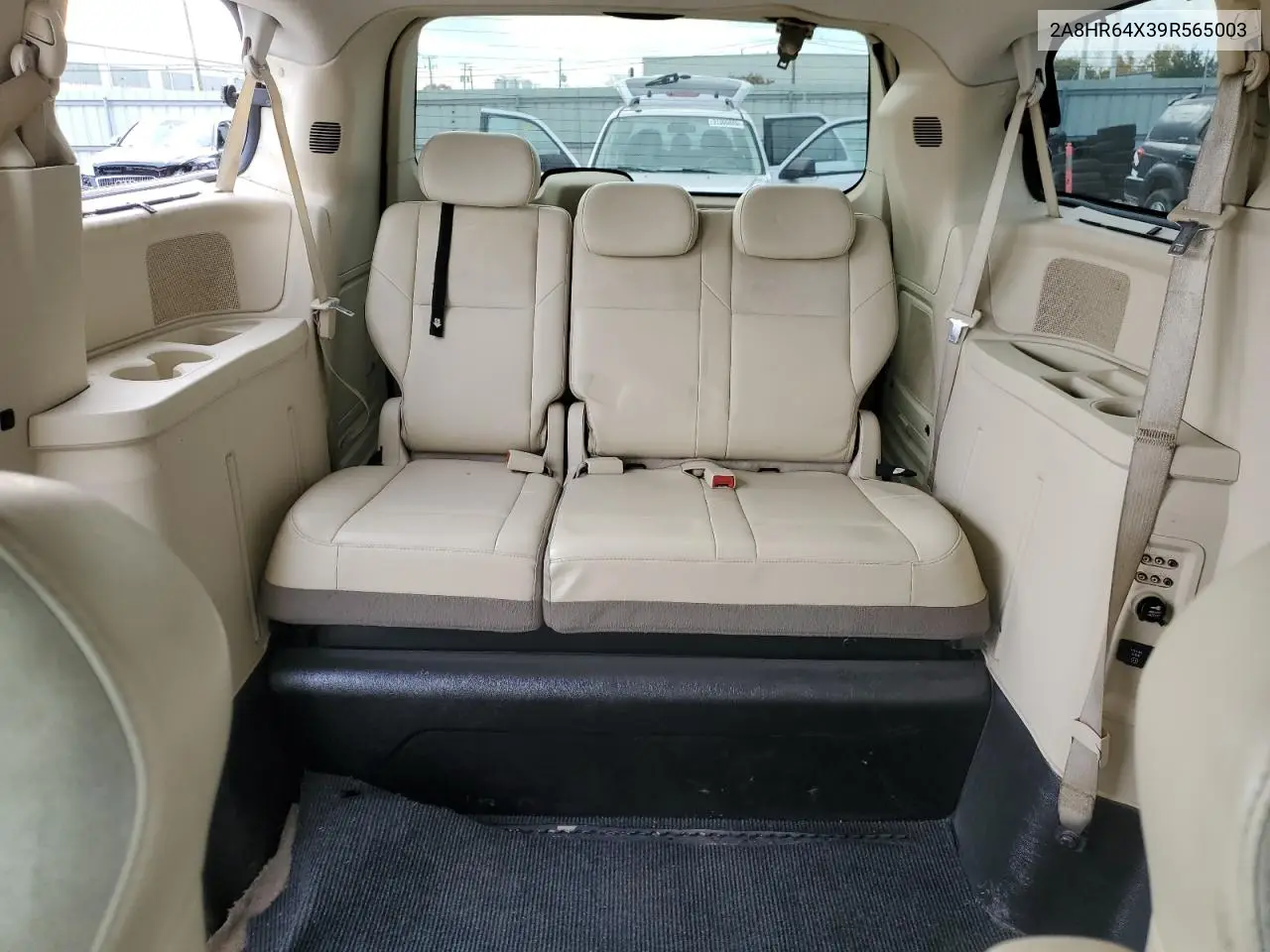 2A8HR64X39R565003 2009 Chrysler Town & Country Limited