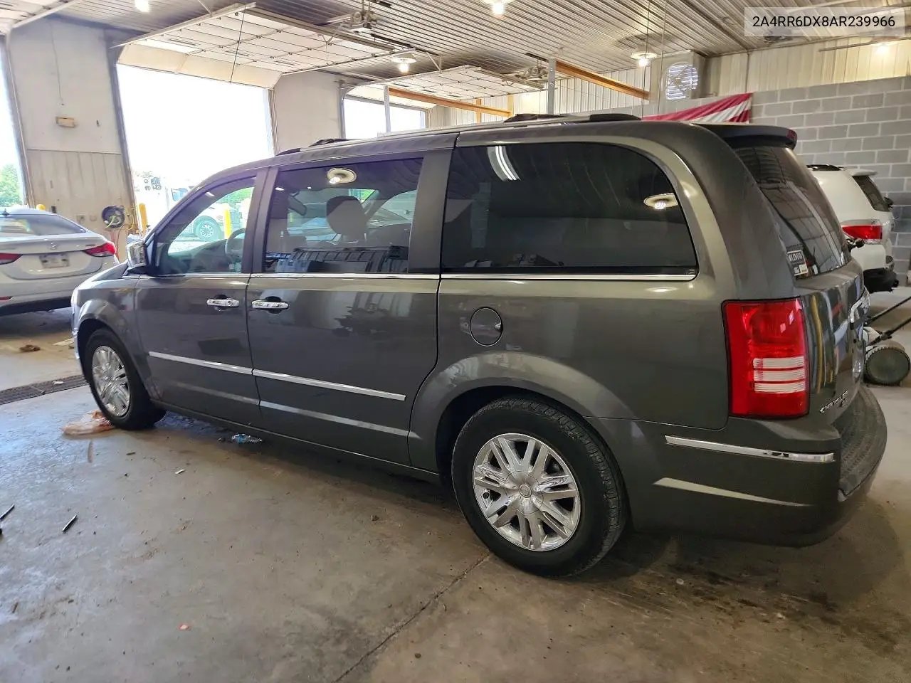 2010 Chrysler Town & Country Limited VIN: 2A4RR6DX8AR239966 Lot: 60086996