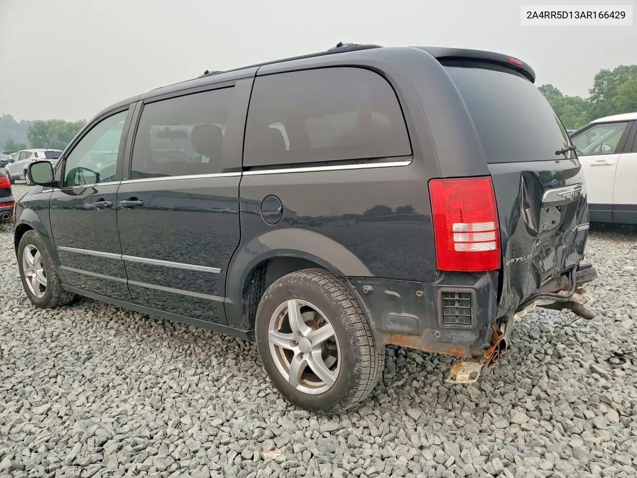 2010 Chrysler Town & Country Touring VIN: 2A4RR5D13AR166429 Lot: 61401846