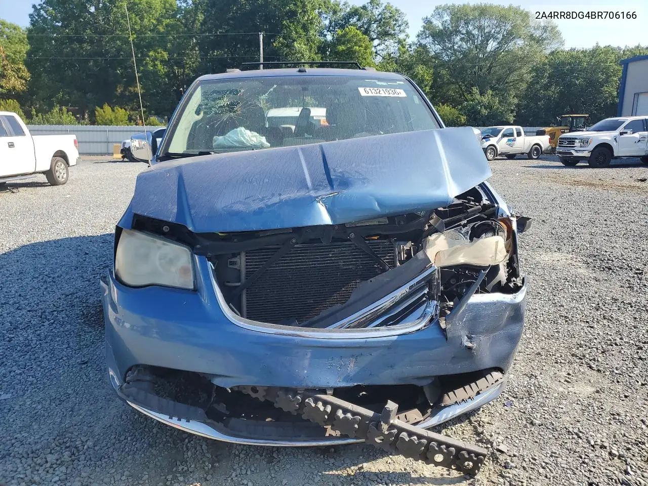 2011 Chrysler Town & Country Touring L VIN: 2A4RR8DG4BR706166 Lot: 61321936