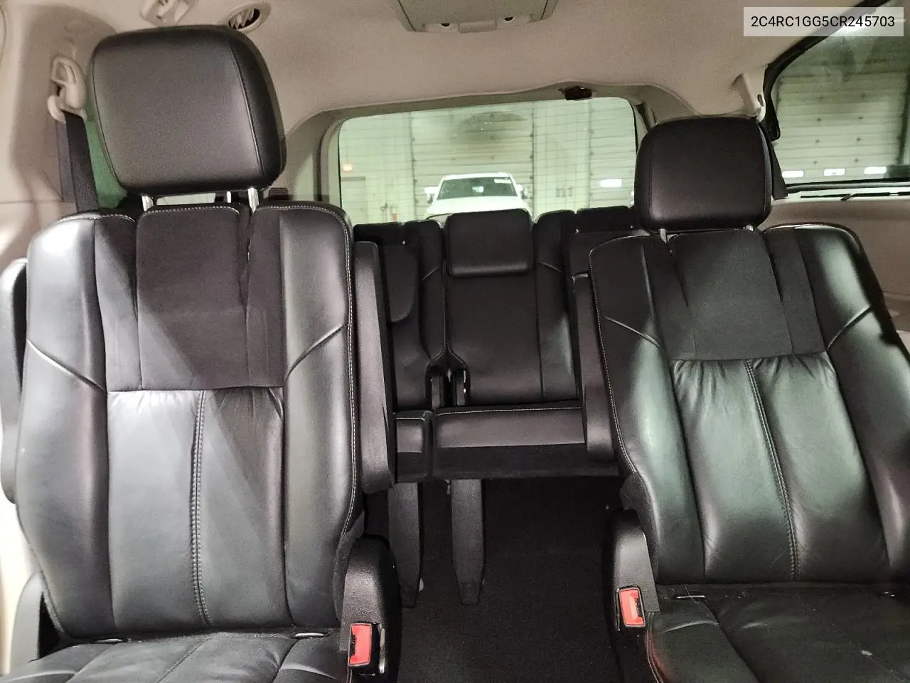 2C4RC1GG5CR245703 2012 Chrysler Town & Country Limited