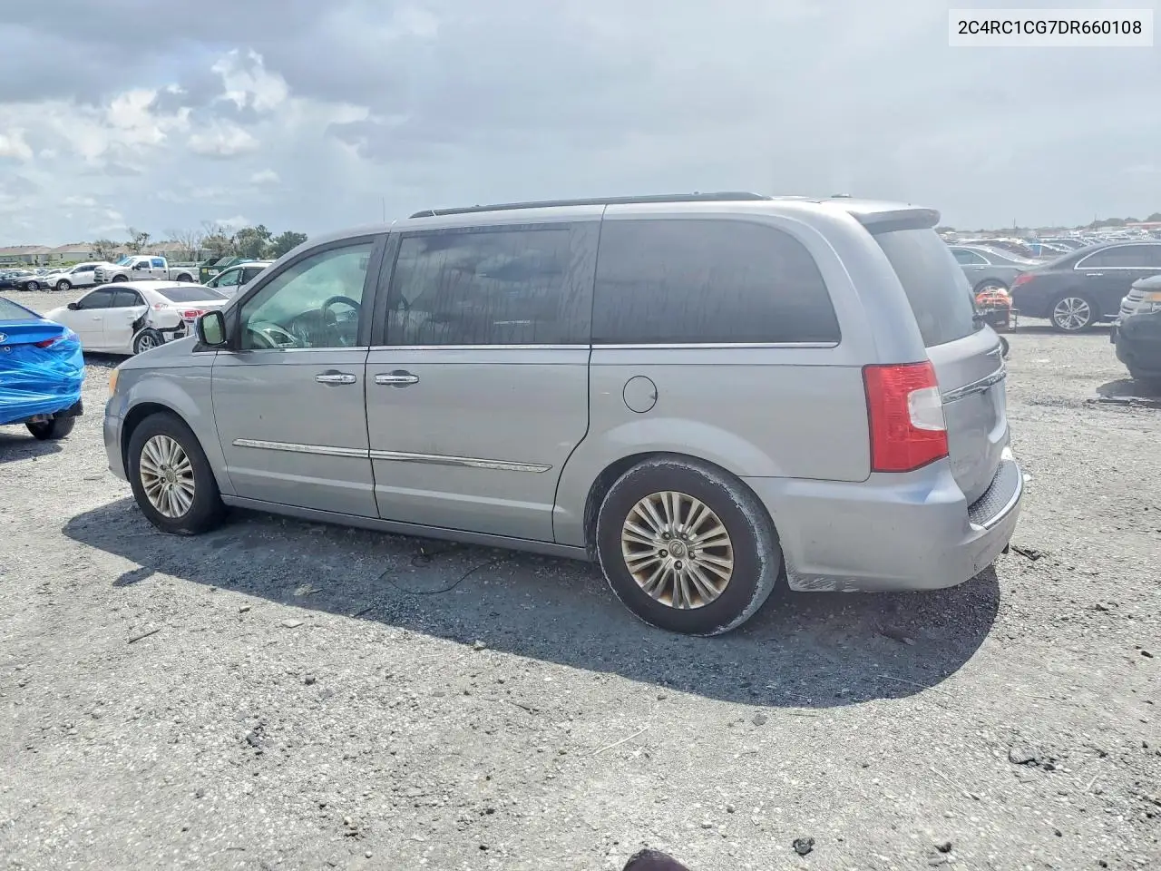 2013 Chrysler Town & Country Touring L VIN: 2C4RC1CG7DR660108 Lot: 61935916