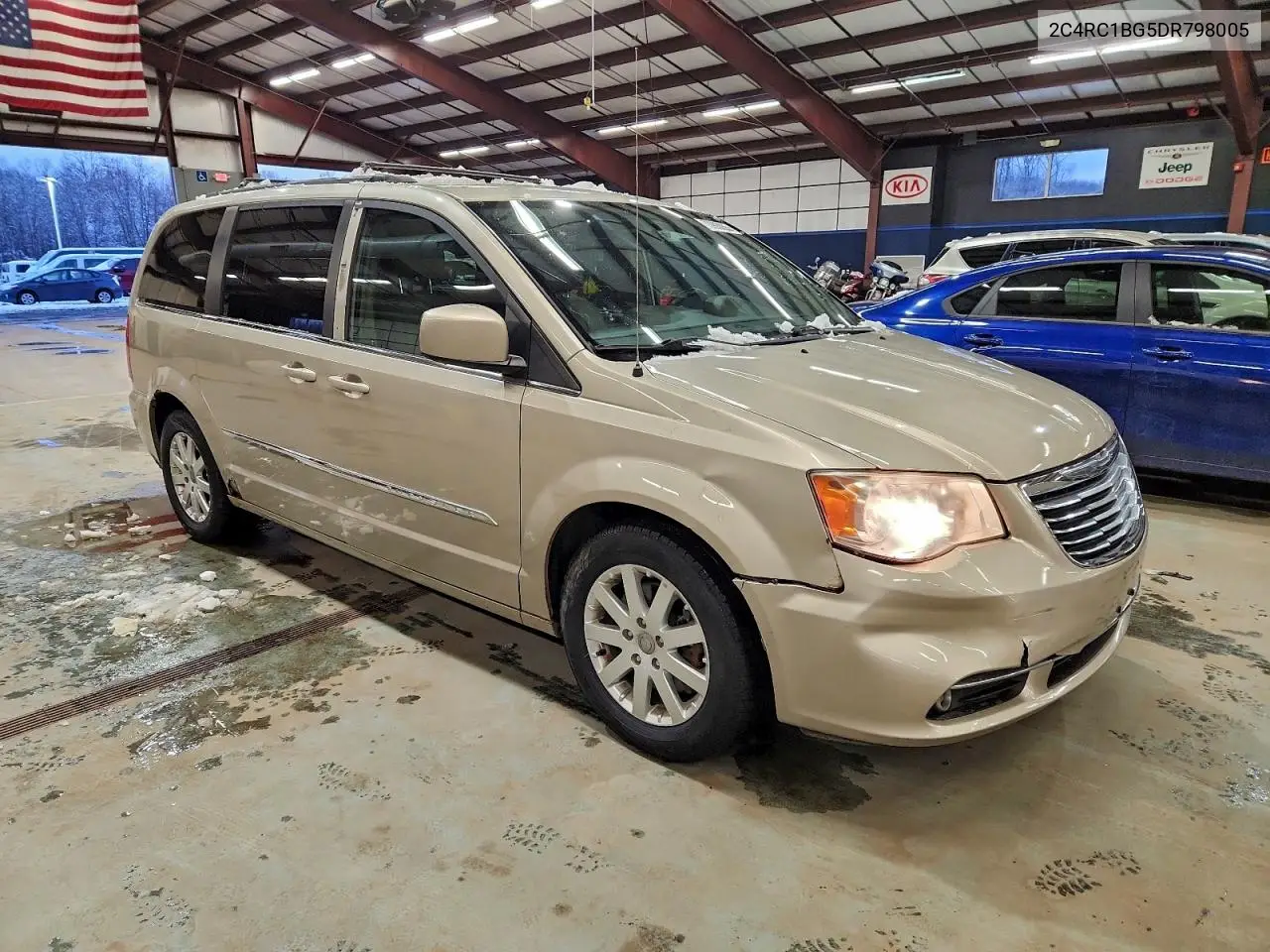 2013 Chrysler Town & Country Touring VIN: 2C4RC1BG5DR798005 Lot: 73993055
