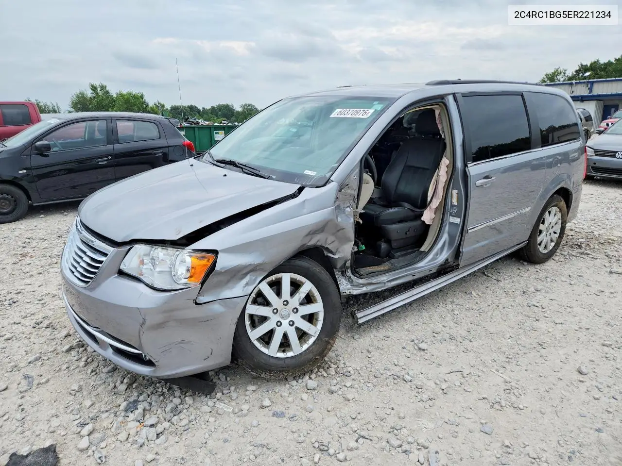 2014 Chrysler Town & Country Touring VIN: 2C4RC1BG5ER221234 Lot: 60370976