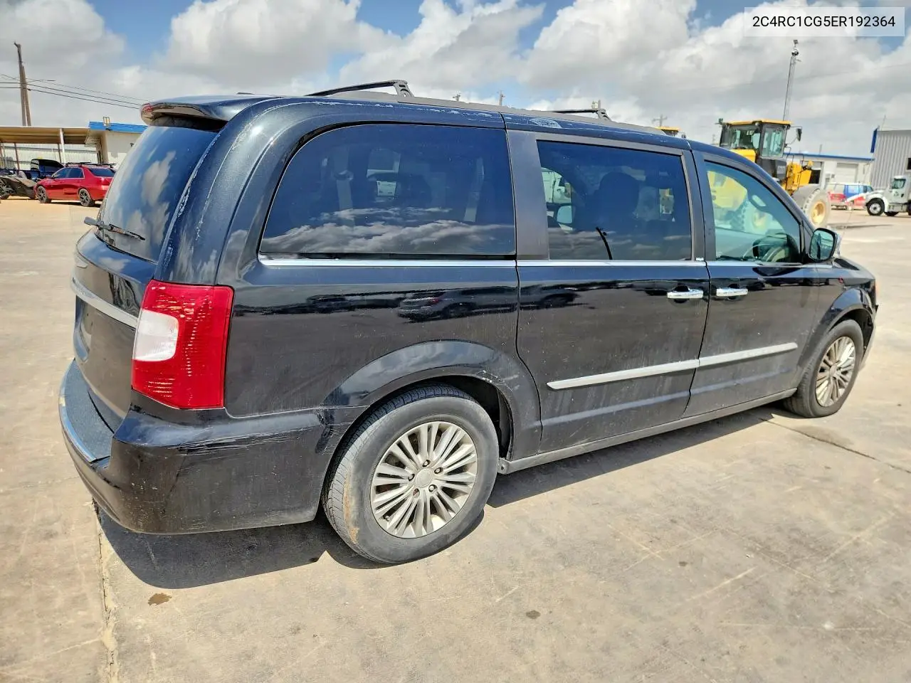 2014 Chrysler Town & Country Touring L VIN: 2C4RC1CG5ER192364 Lot: 60660616