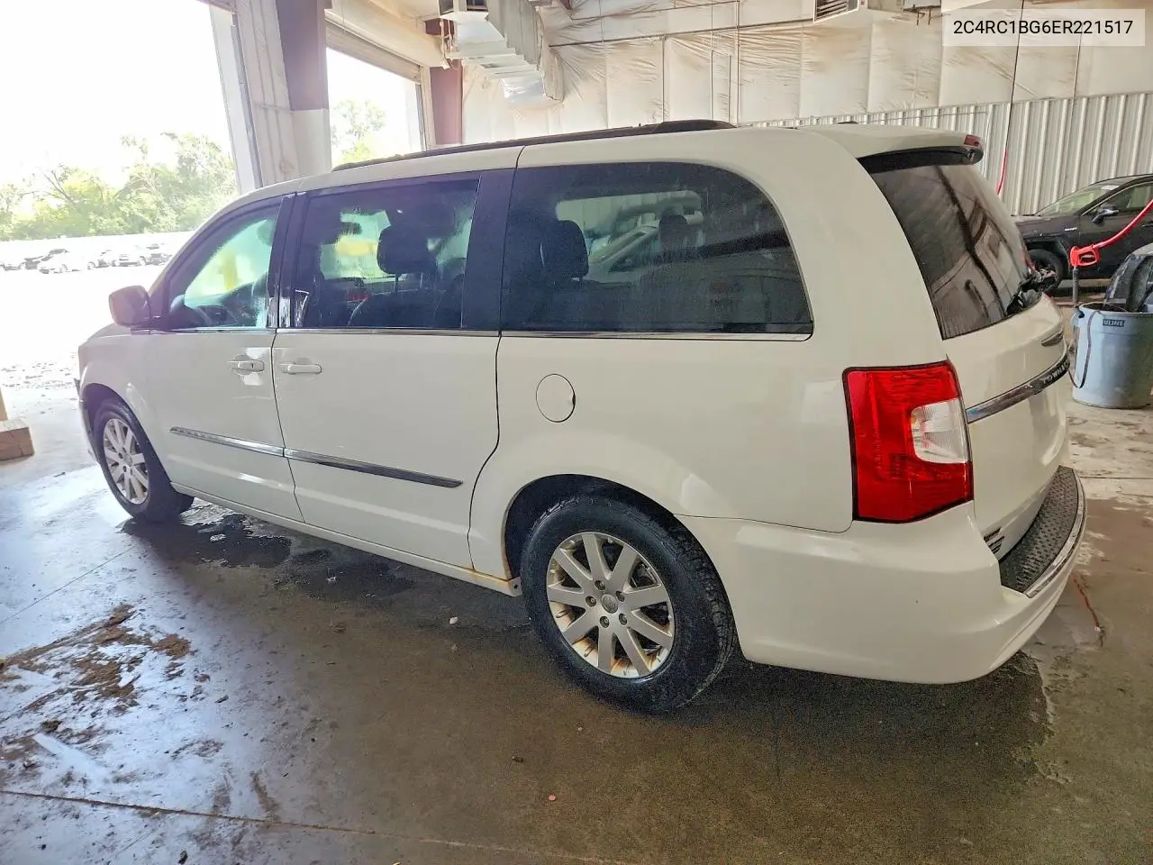 2014 Chrysler Town & Country Touring VIN: 2C4RC1BG6ER221517 Lot: 60801306