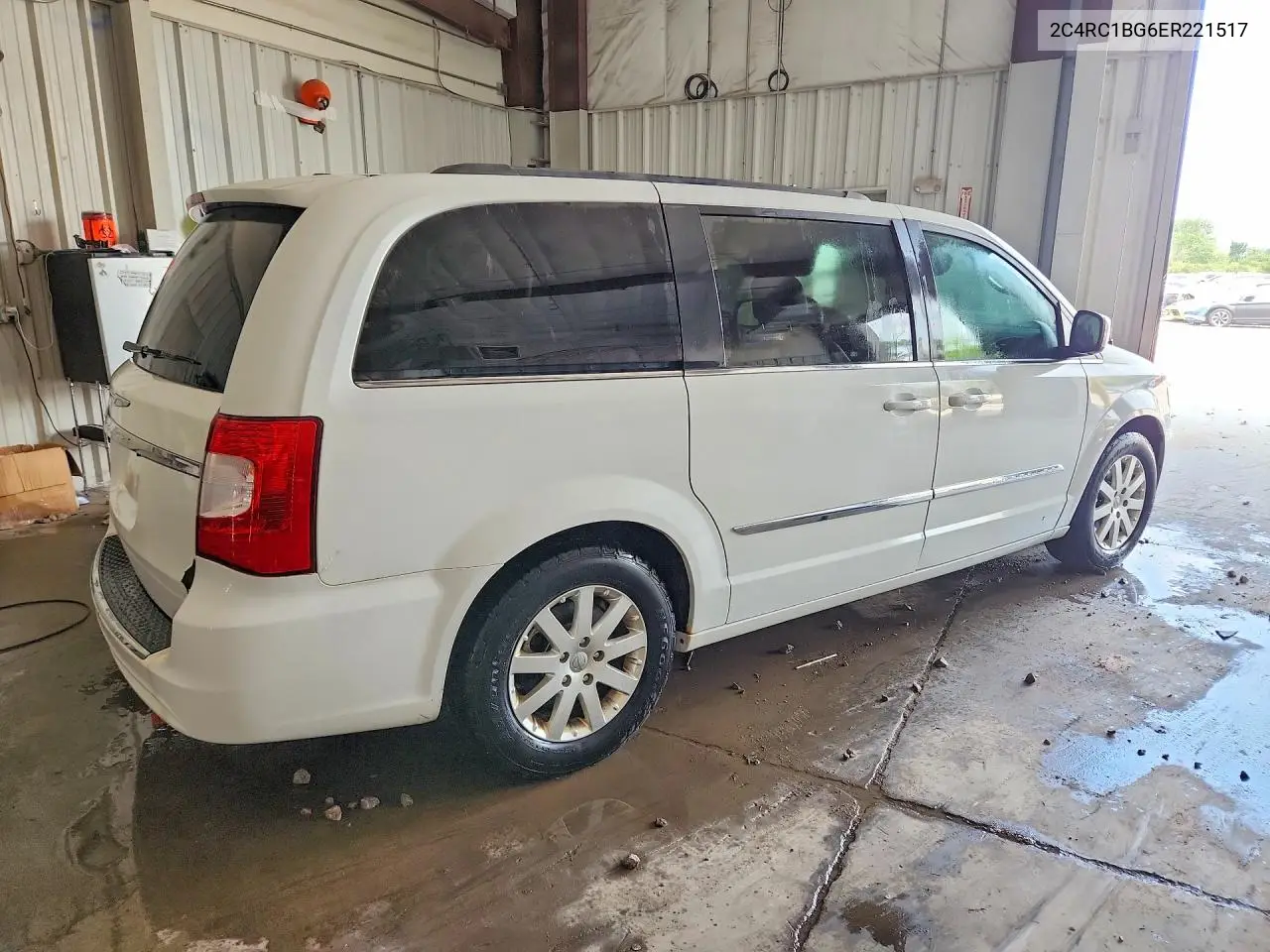 2014 Chrysler Town & Country Touring VIN: 2C4RC1BG6ER221517 Lot: 60801306