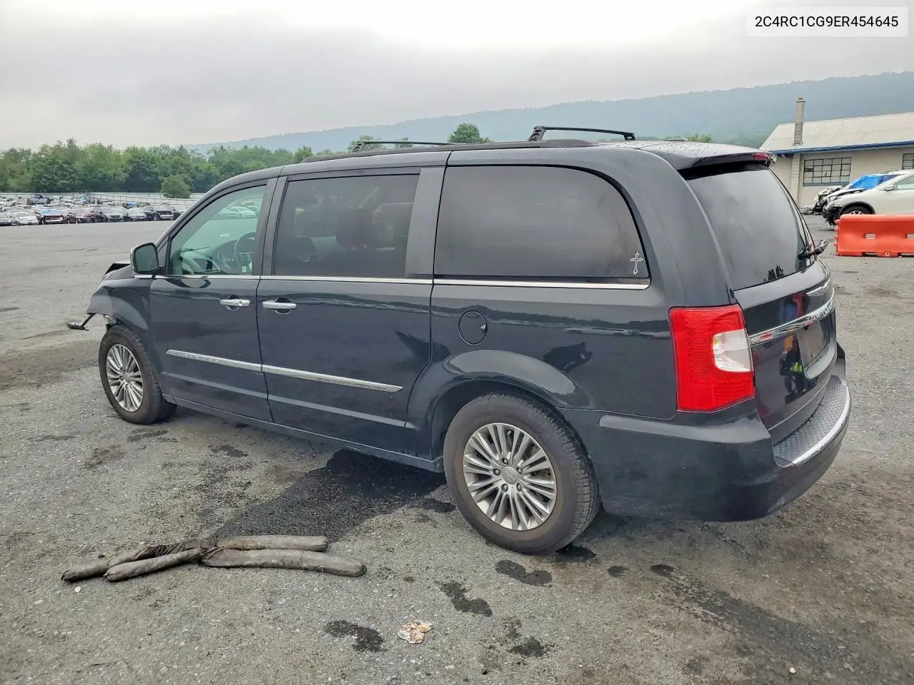 2014 Chrysler Town & Country Touring L VIN: 2C4RC1CG9ER454645 Lot: 62160986