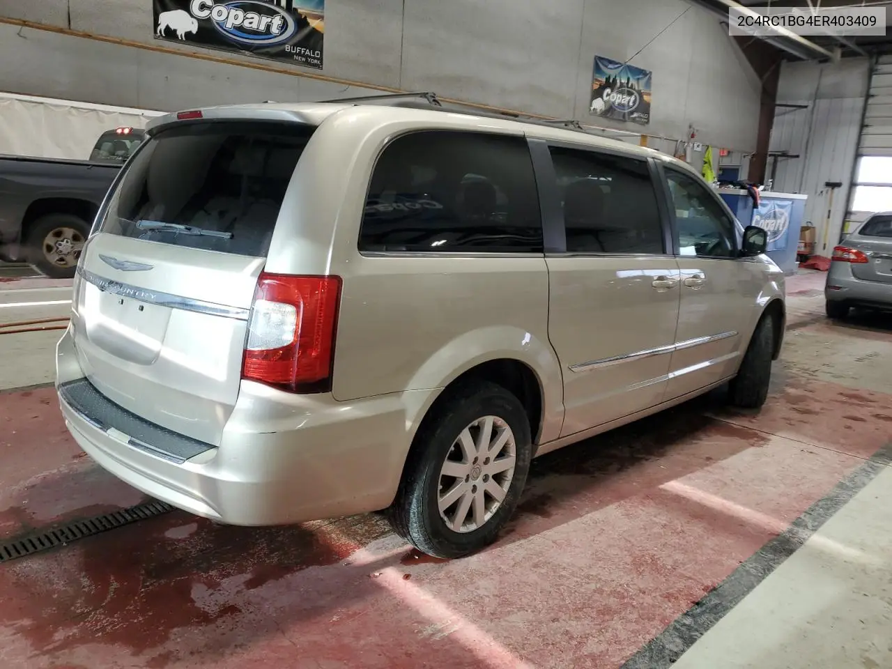 2C4RC1BG4ER403409 2014 Chrysler Town & Country Touring
