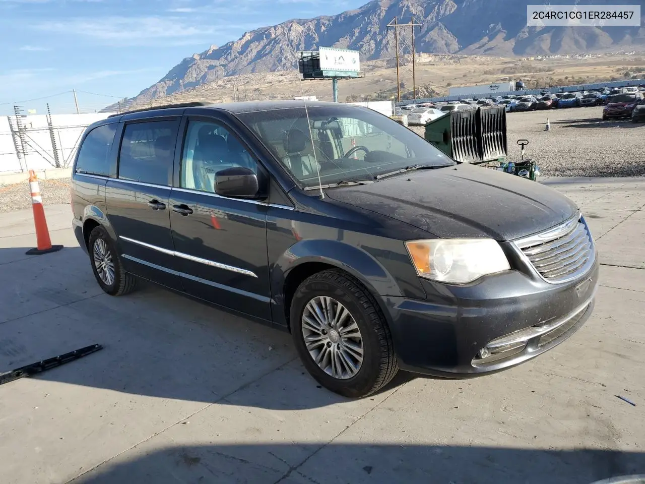 2C4RC1CG1ER284457 2014 Chrysler Town & Country Touring L