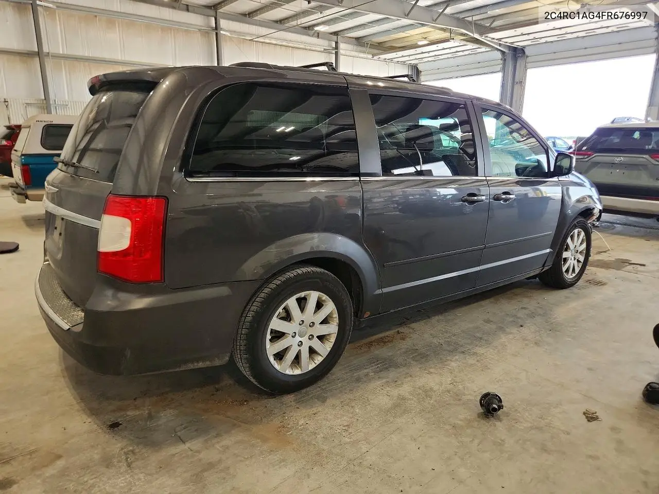 2015 Chrysler Town & Country Lx VIN: 2C4RC1AG4FR676997 Lot: 60063626