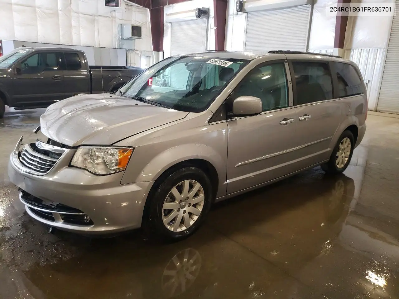 2015 Chrysler Town & Country Touring VIN: 2C4RC1BG1FR636701 Lot: 60091896