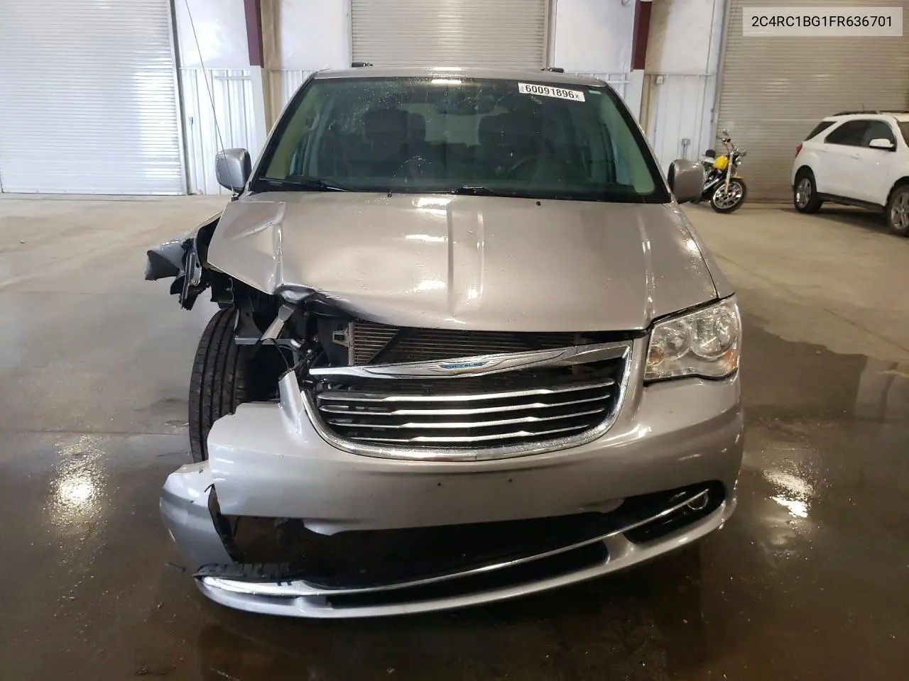 2015 Chrysler Town & Country Touring VIN: 2C4RC1BG1FR636701 Lot: 60091896