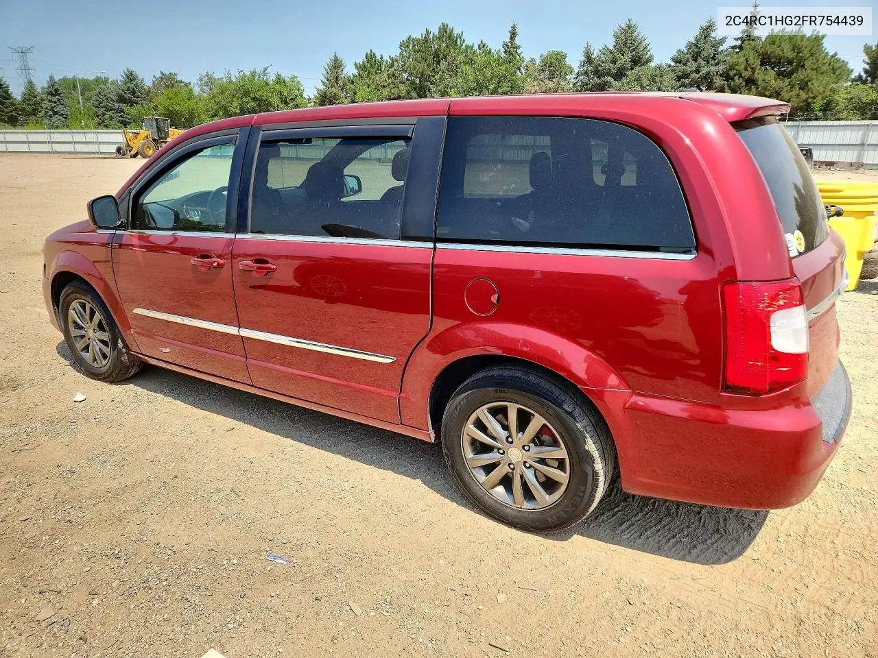 2015 Chrysler Town & Country S VIN: 2C4RC1HG2FR754439 Lot: 60485296