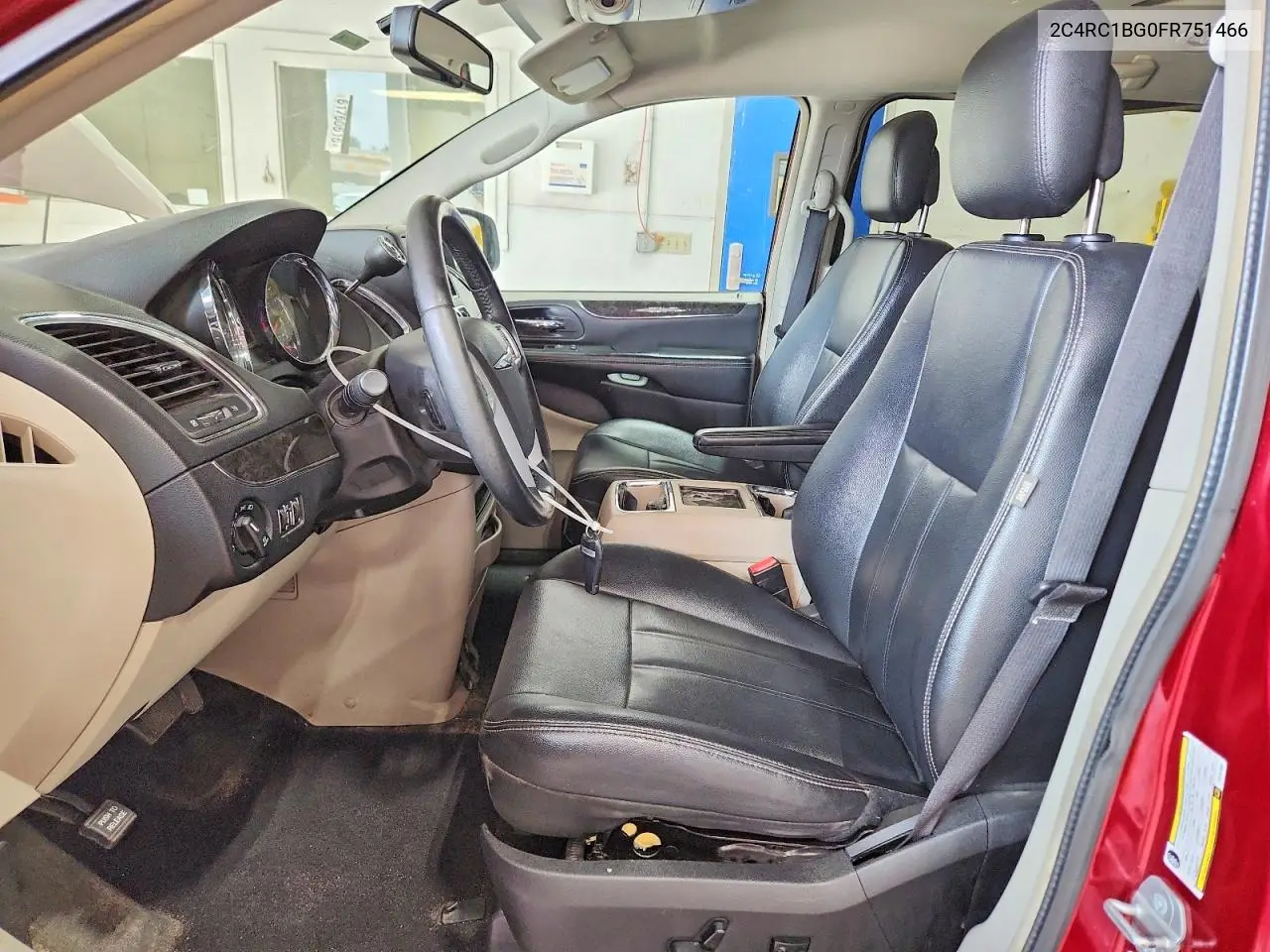 2015 Chrysler Town & Country Touring VIN: 2C4RC1BG0FR751466 Lot: 62037676