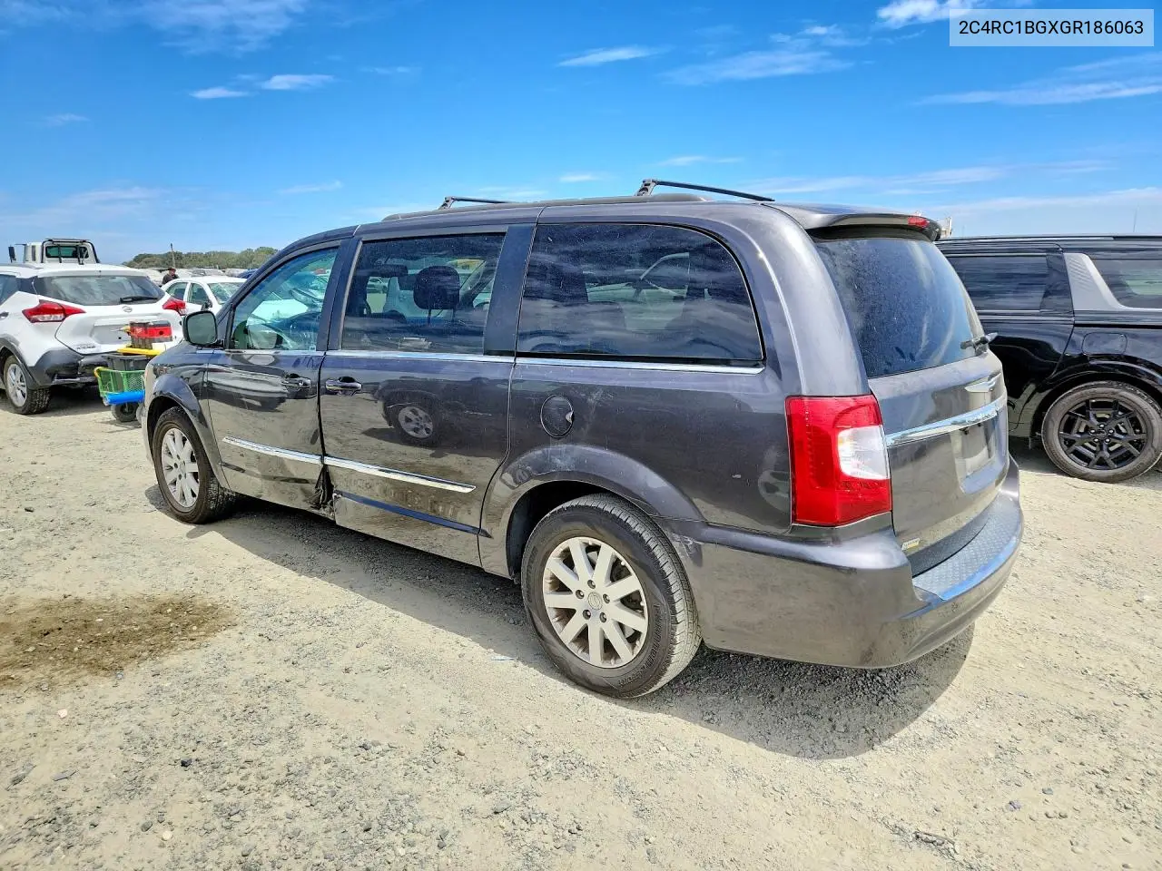 2016 Chrysler Town & Country Touring VIN: 2C4RC1BGXGR186063 Lot: 60648626