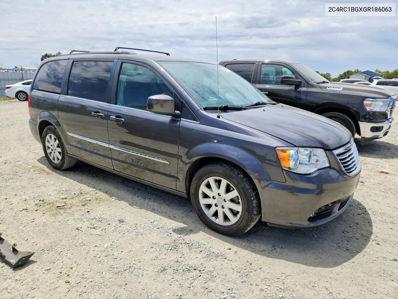 2016 Chrysler Town & Country Touring VIN: 2C4RC1BGXGR186063 Lot: 60648626