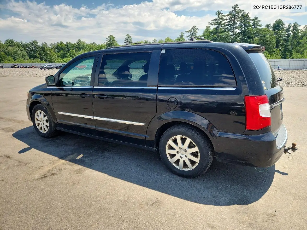 2016 Chrysler Town & Country Touring VIN: 2C4RC1BG1GR286777 Lot: 60855996