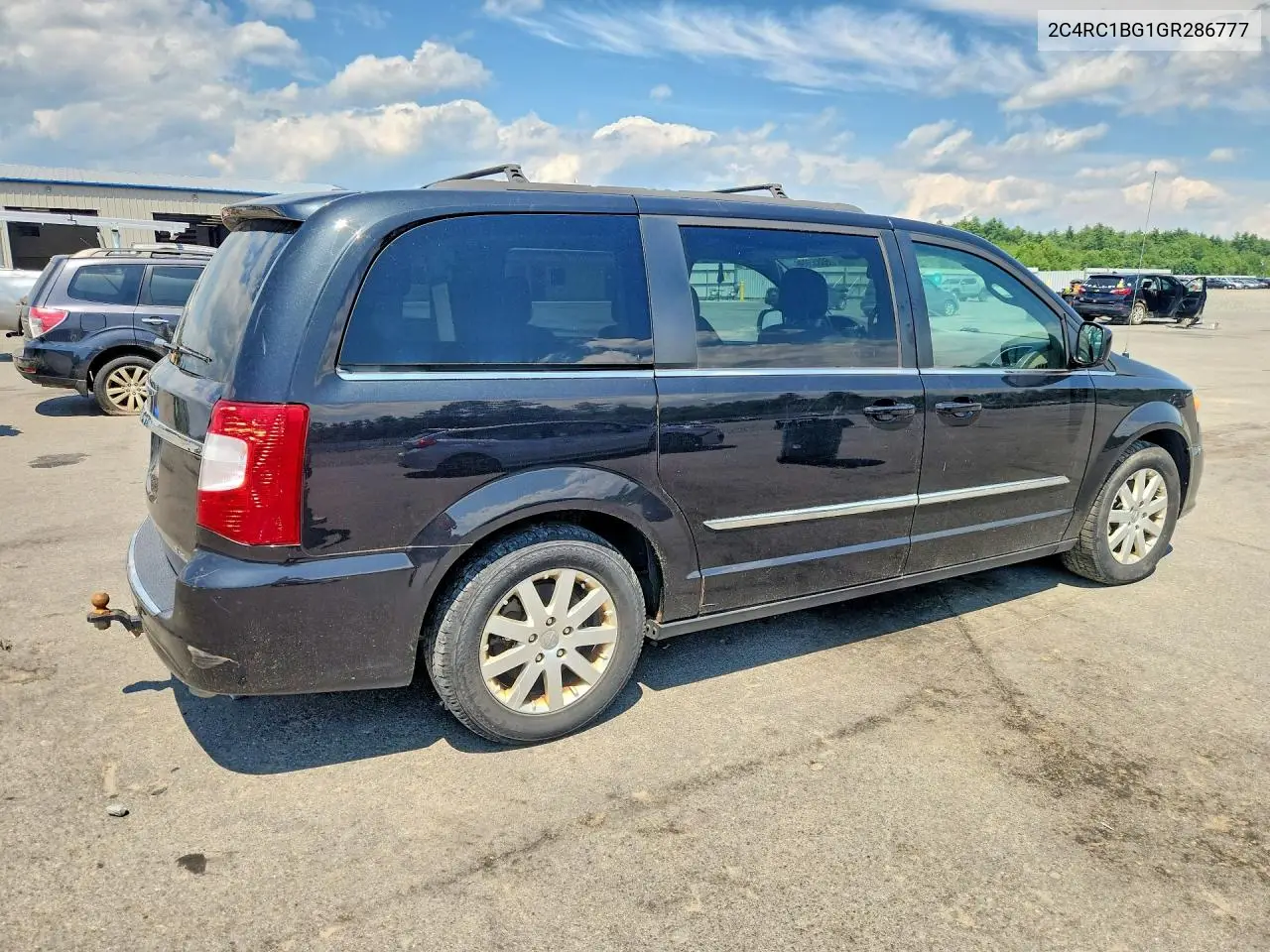 2016 Chrysler Town & Country Touring VIN: 2C4RC1BG1GR286777 Lot: 60855996