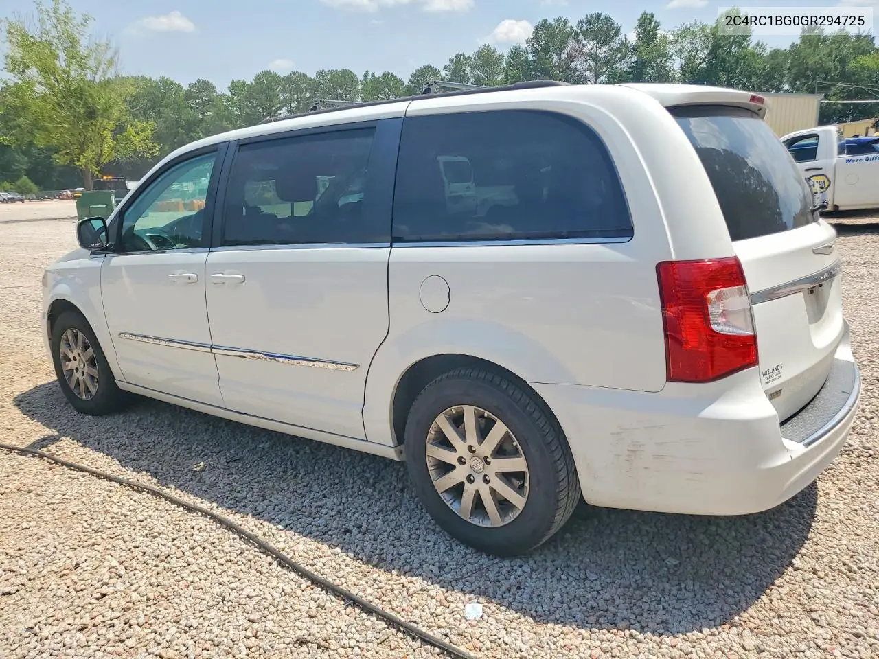 2016 Chrysler Town & Country Touring VIN: 2C4RC1BG0GR294725 Lot: 61145686