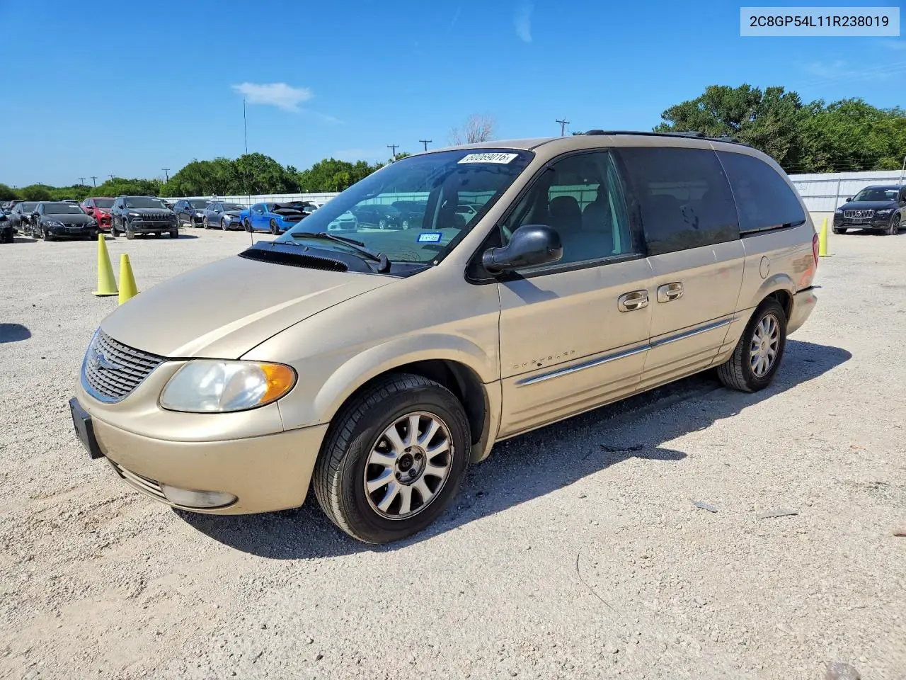 2001 Chrysler Town & Country Lxi VIN: 2C8GP54L11R238019 Lot: 60069016