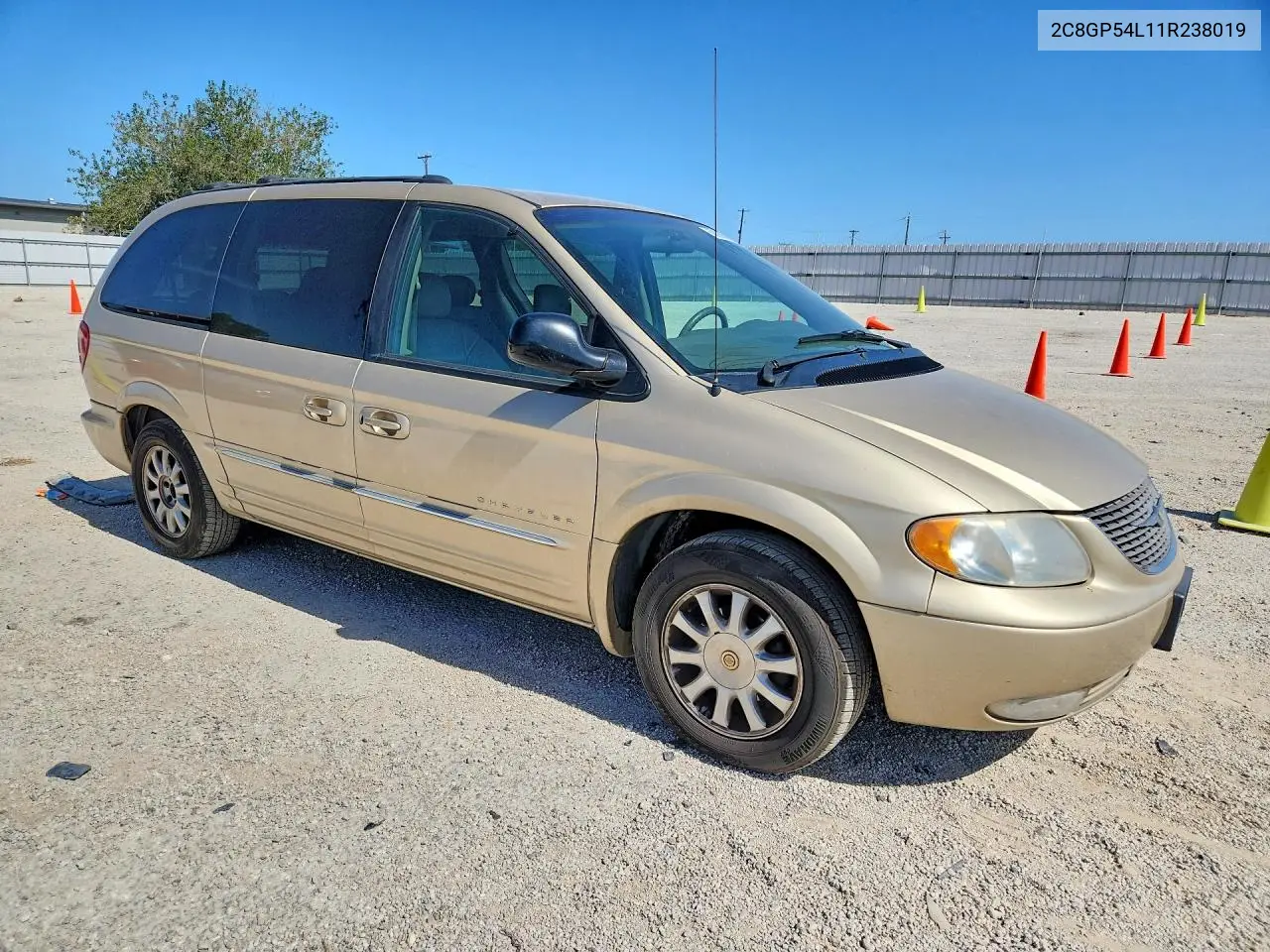 2001 Chrysler Town & Country Lxi VIN: 2C8GP54L11R238019 Lot: 60069016