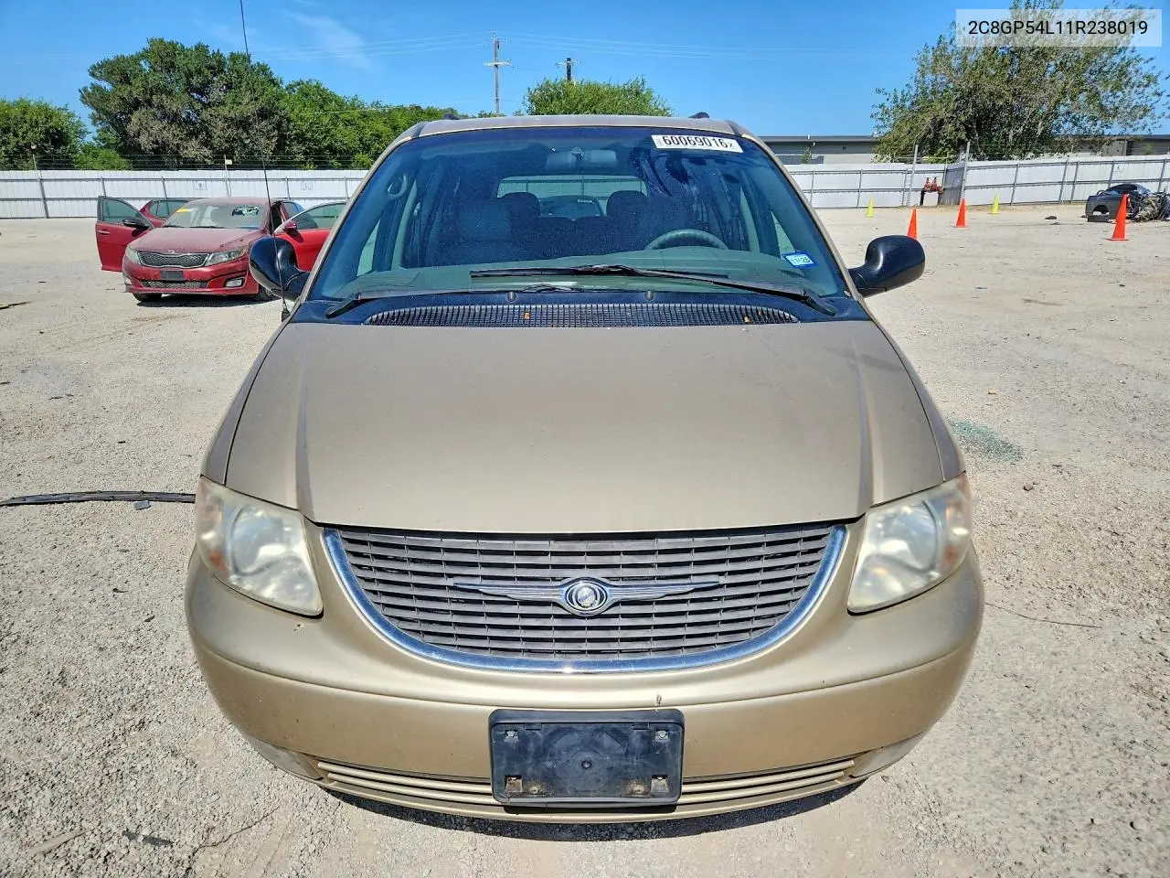 2001 Chrysler Town & Country Lxi VIN: 2C8GP54L11R238019 Lot: 60069016