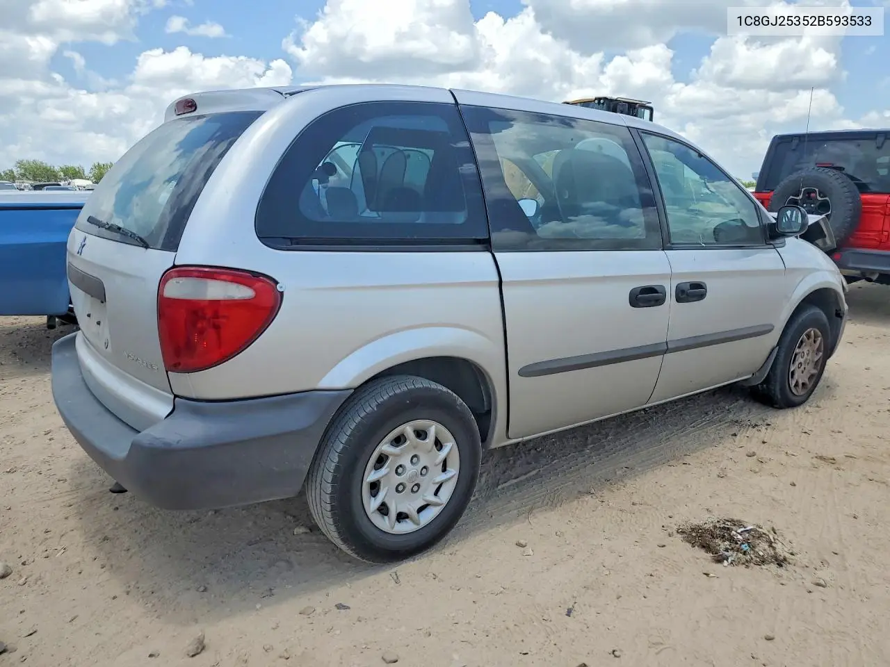 2002 Chrysler Voyager VIN: 1C8GJ25352B593533 Lot: 59643486