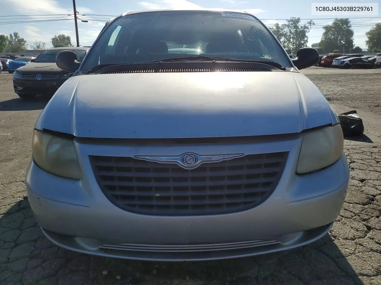 2003 Chrysler Voyager Lx VIN: 1C8GJ45303B229761 Lot: 61003636