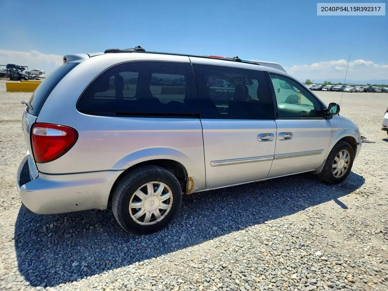 2005 Chrysler Town & Country Touring VIN: 2C4GP54L15R392317 Lot: 57323276