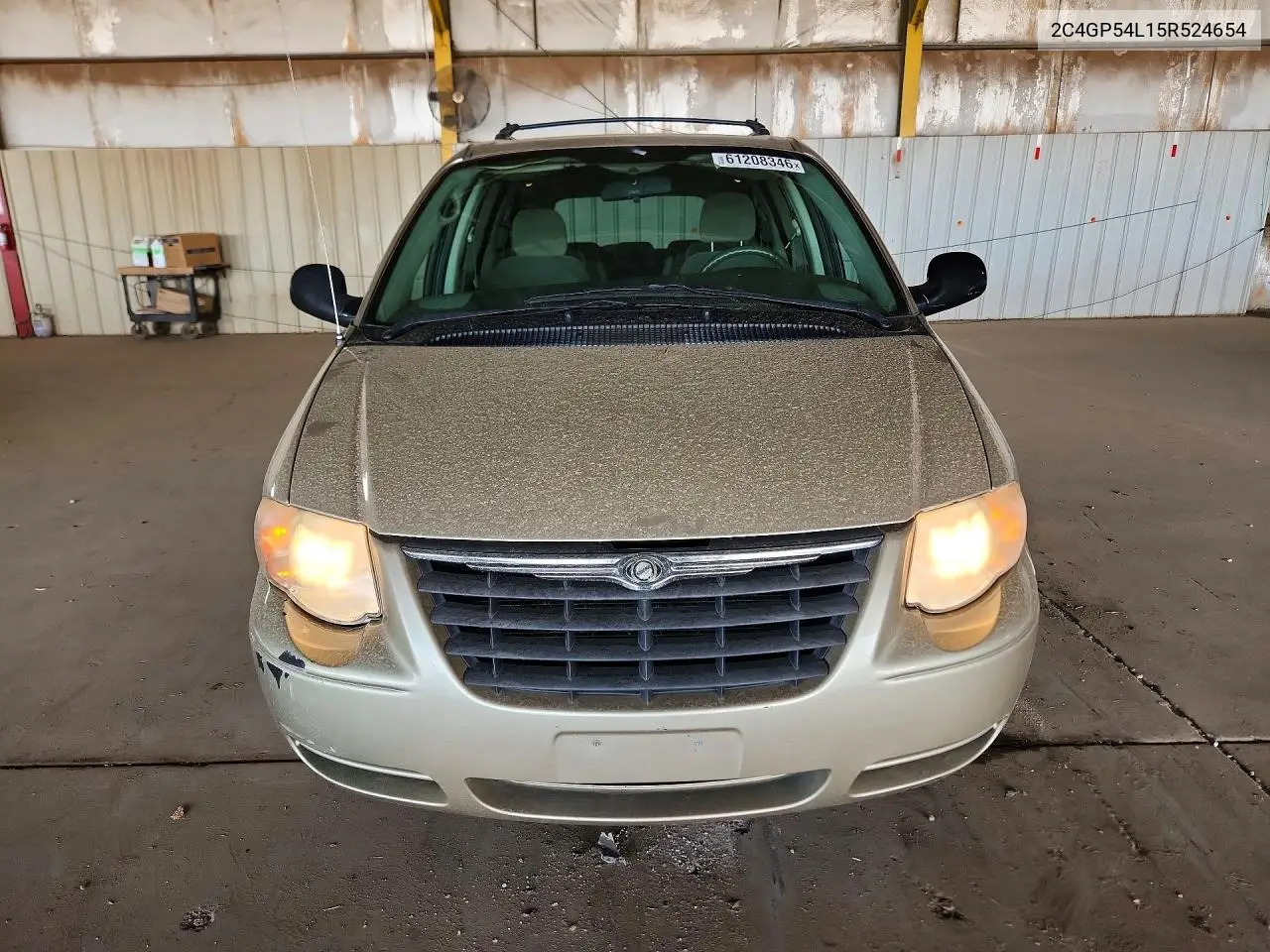 2005 Chrysler Town & Country Touring VIN: 2C4GP54L15R524654 Lot: 61208346