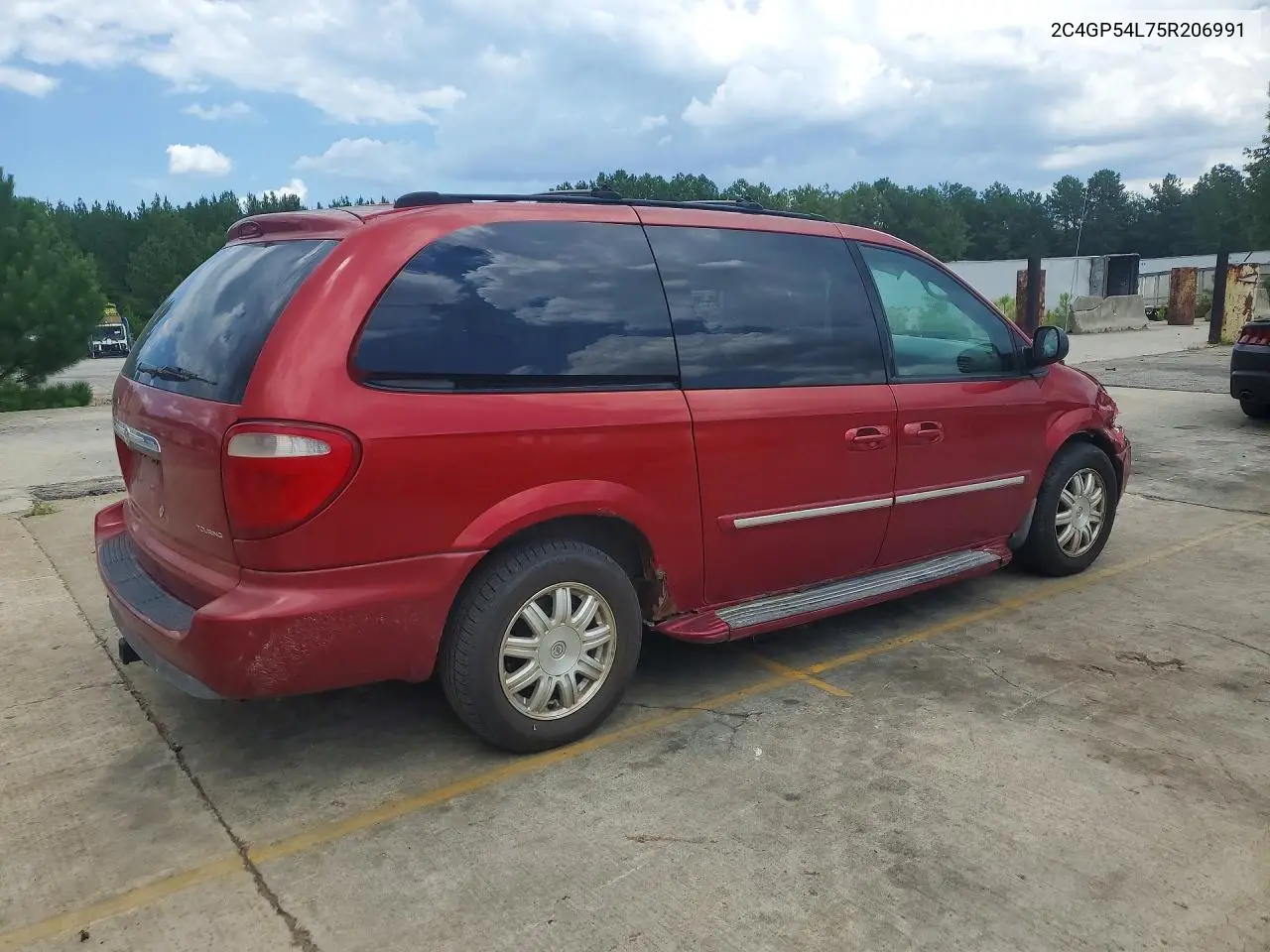 2005 Chrysler Town & Country Touring VIN: 2C4GP54L75R206991 Lot: 61380126
