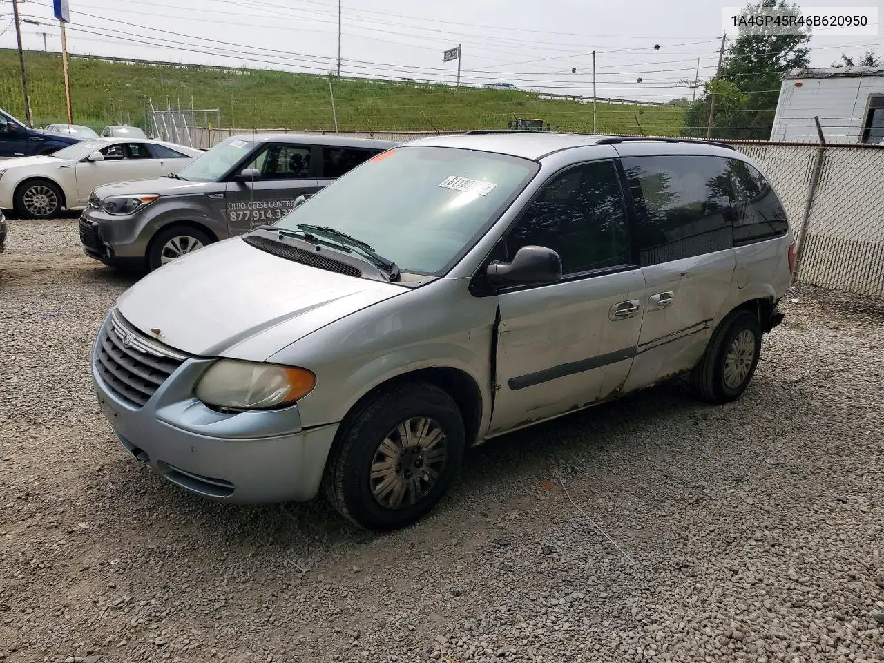 2006 Chrysler Town & Country VIN: 1A4GP45R46B620950 Lot: 61180106