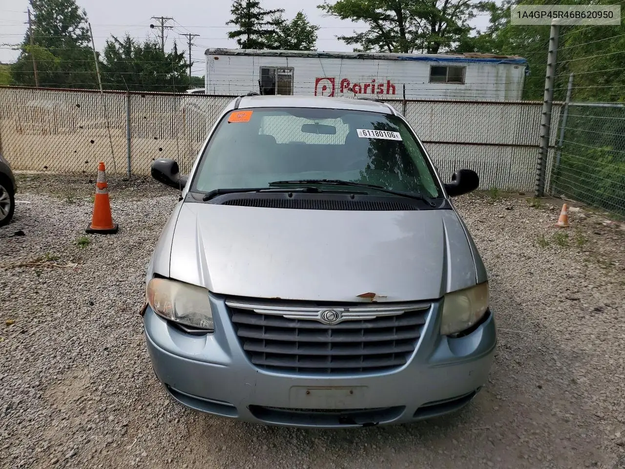 2006 Chrysler Town & Country VIN: 1A4GP45R46B620950 Lot: 61180106