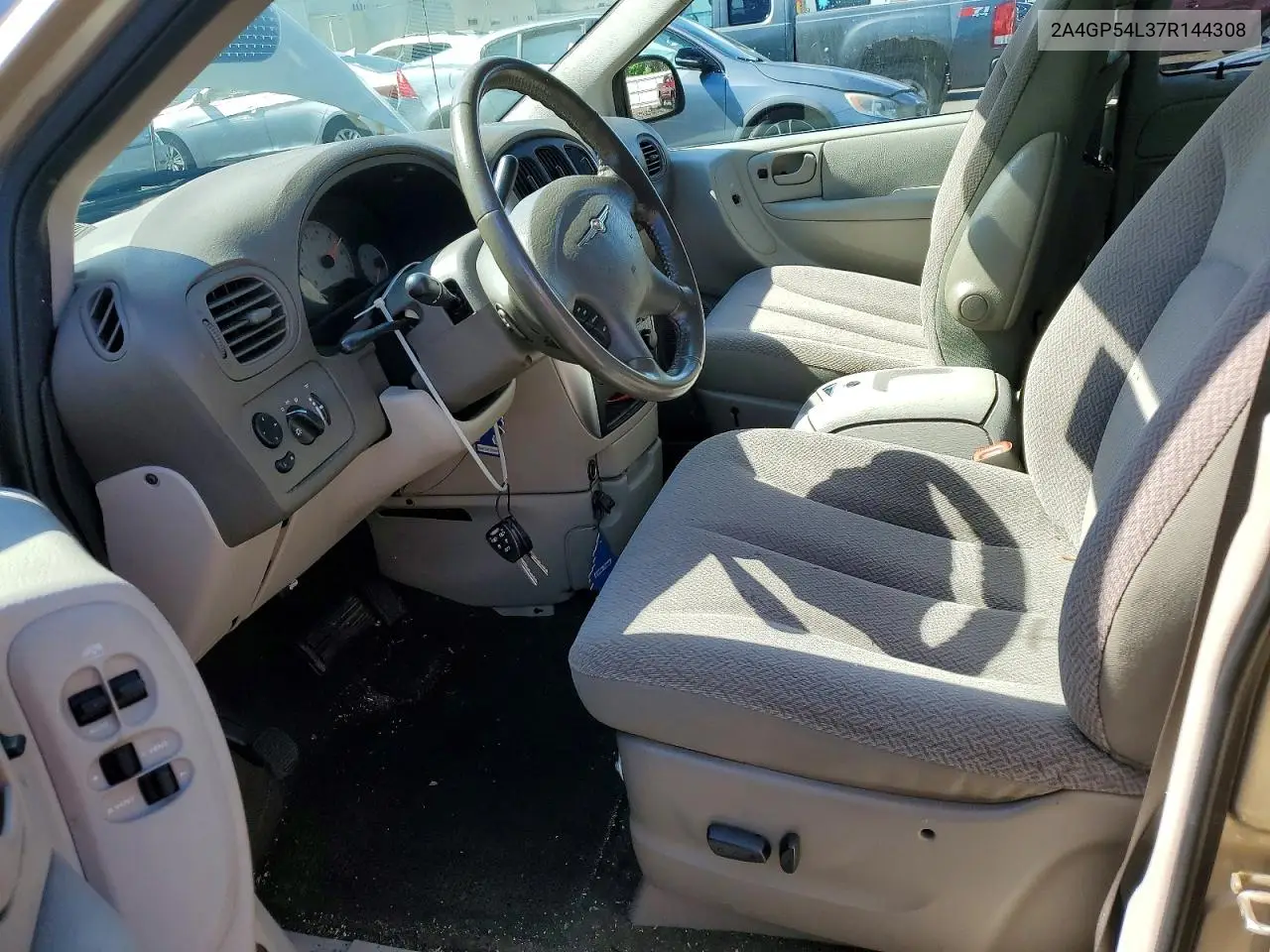 2007 Chrysler Town & Country Touring VIN: 2A4GP54L37R144308 Lot: 58208606