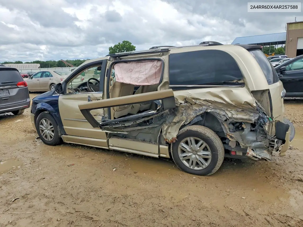 2010 Chrysler Town & Country Limited VIN: 2A4RR6DX4AR257588 Lot: 58971946