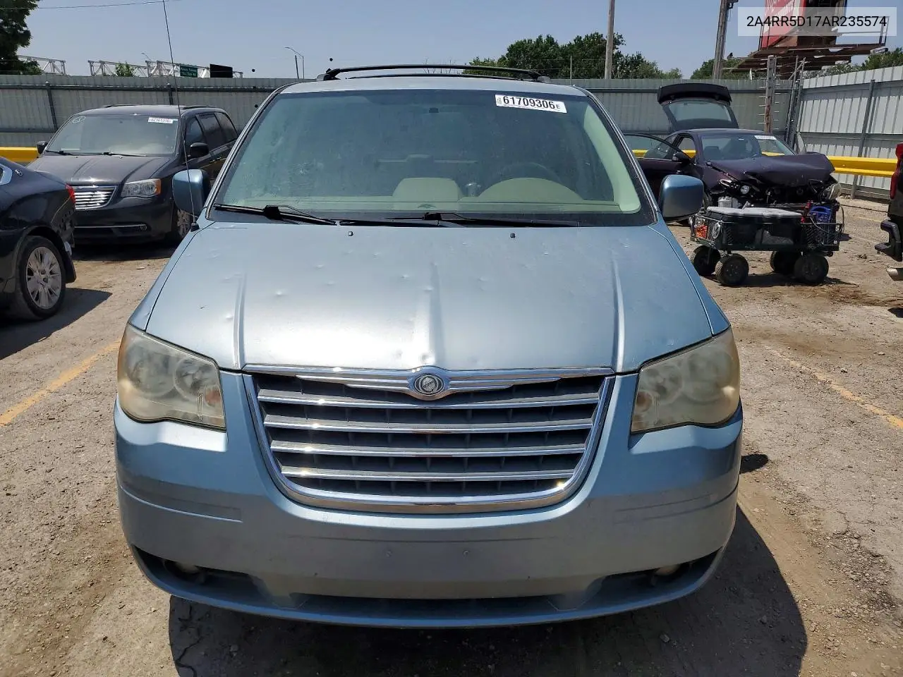 2010 Chrysler Town & Country Touring VIN: 2A4RR5D17AR235574 Lot: 61709306