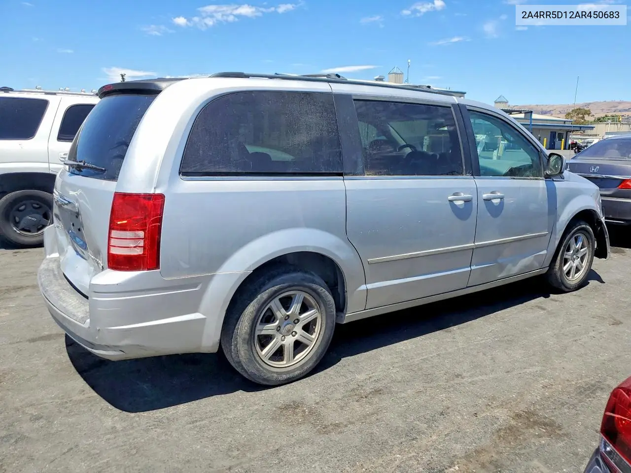2010 Chrysler Town & Country Touring VIN: 2A4RR5D12AR450683 Lot: 61942226