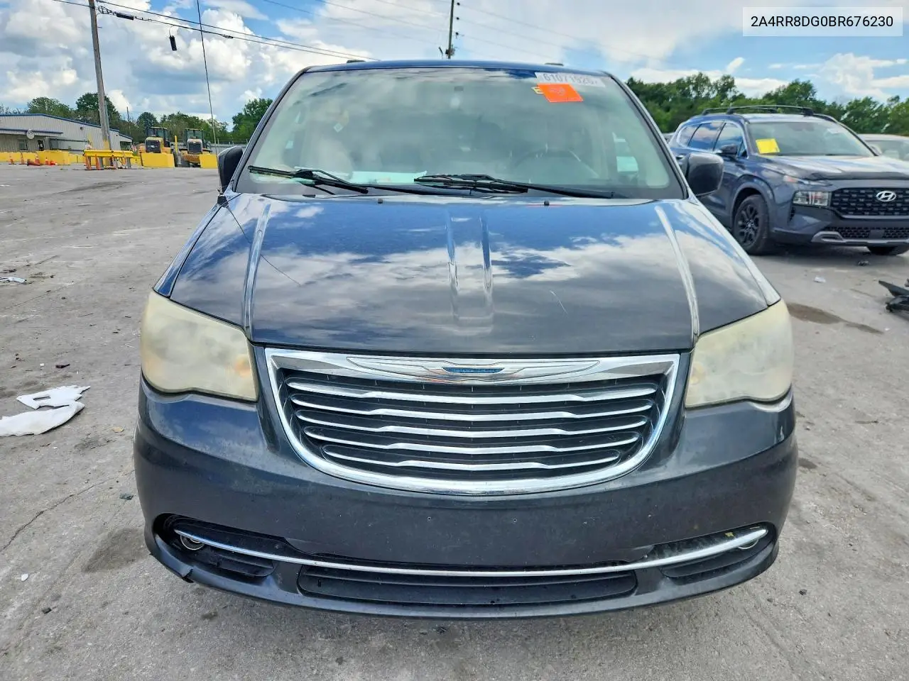 2011 Chrysler Town & Country Touring L VIN: 2A4RR8DG0BR676230 Lot: 61071926
