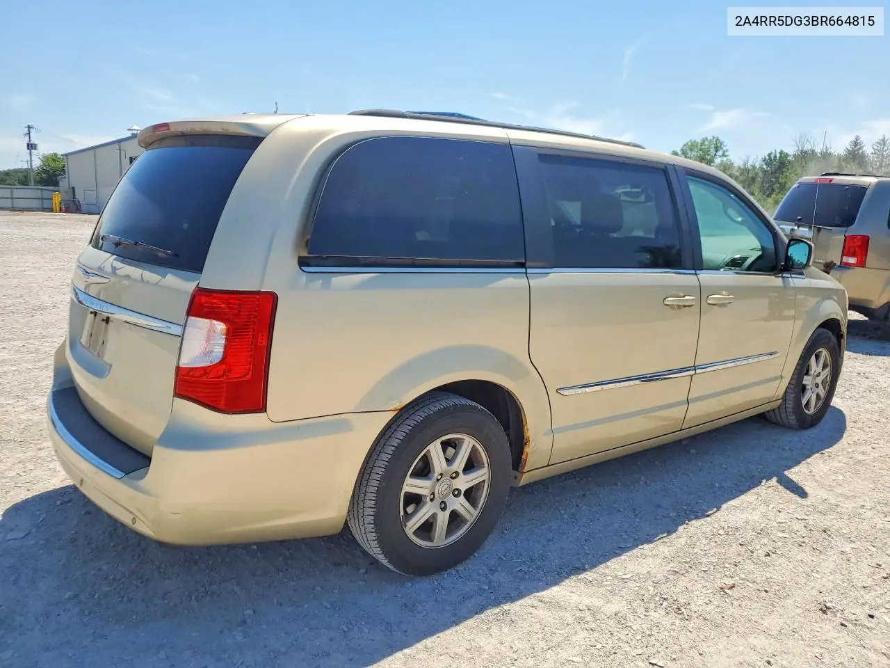 2011 Chrysler Town & Country Touring VIN: 2A4RR5DG3BR664815 Lot: 61088596