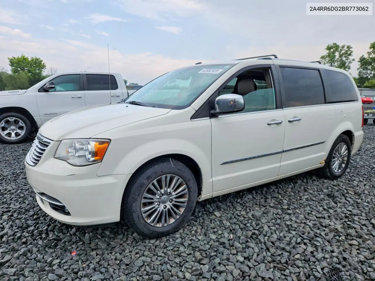 2011 Chrysler Town & Country Limited VIN: 2A4RR6DG2BR773062 Lot: 62062926